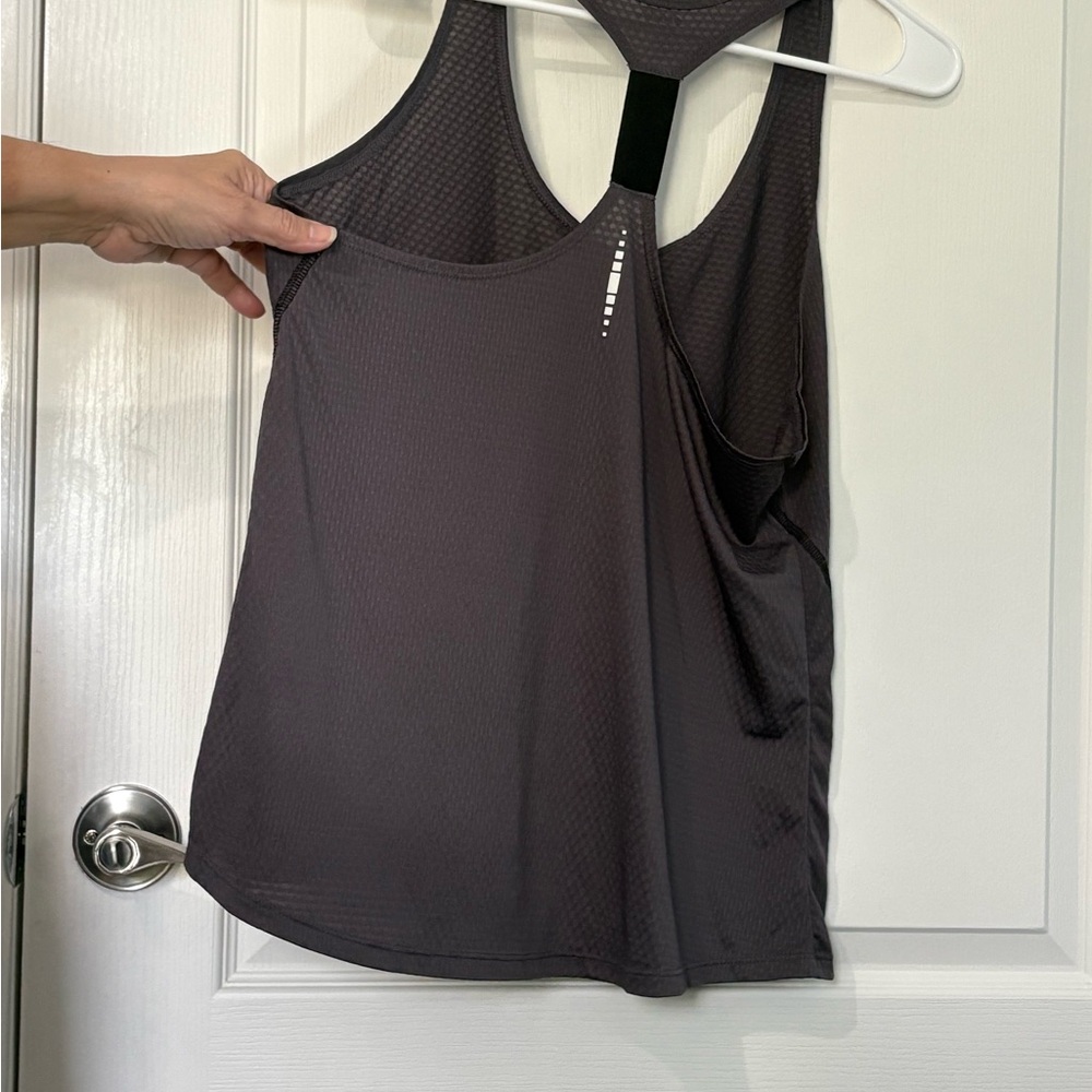 AVIA Activewear Set – Women’s Size Top L Short L - Picture 4 of 4